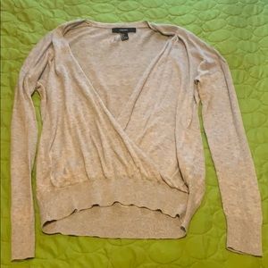 Forever 21 Gray sweater (Small)